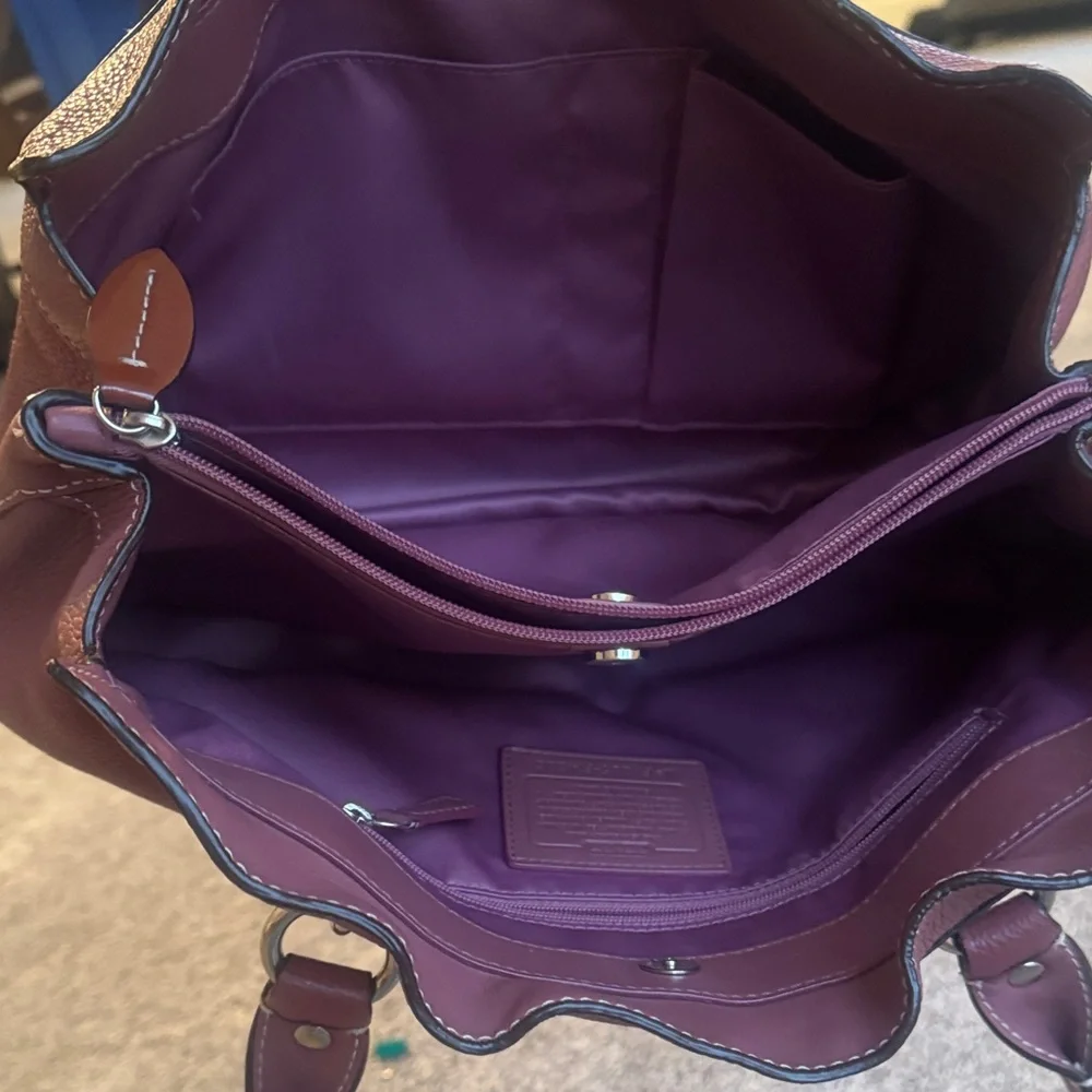 Coach Handbag - Picture 6 of 14